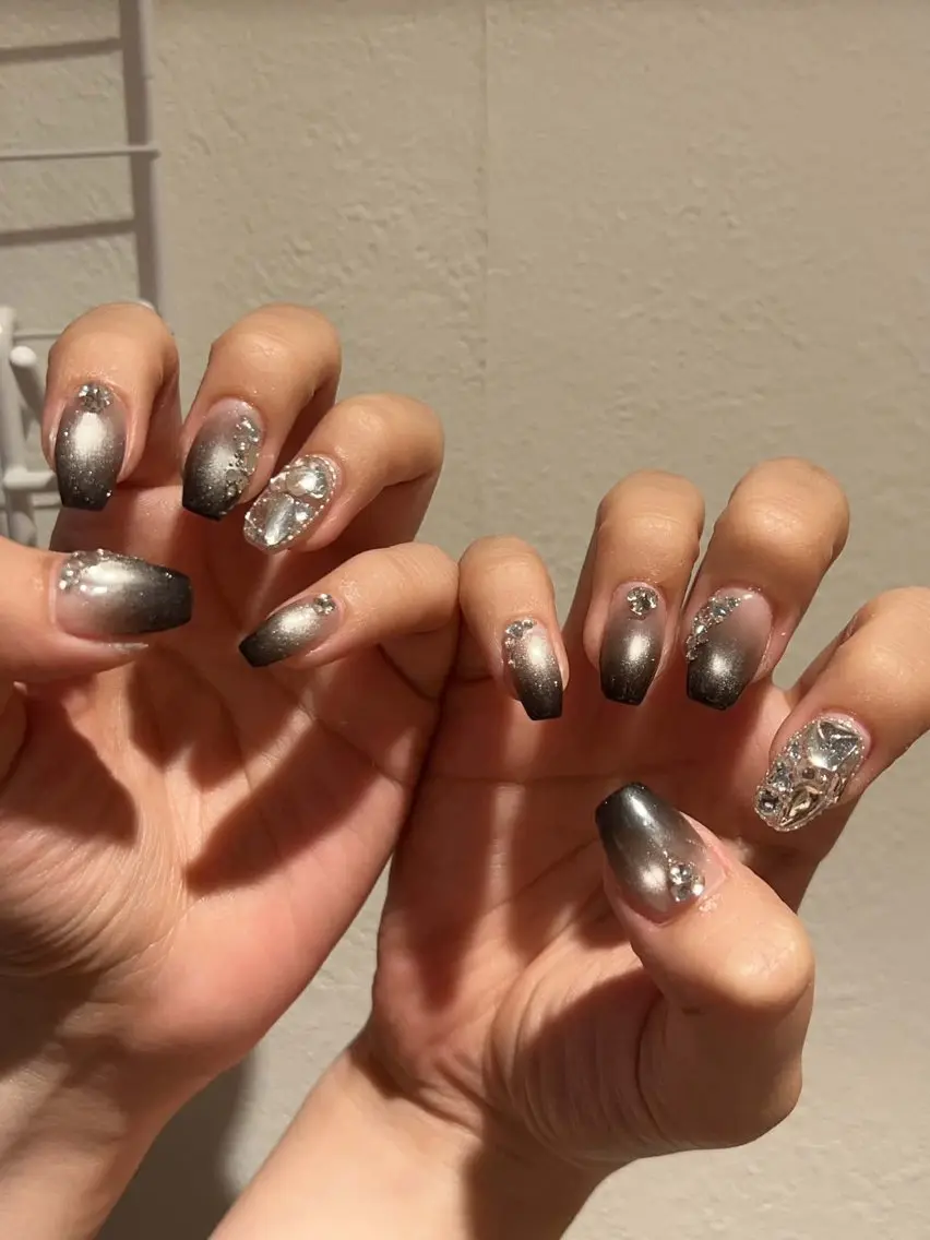ネイル キラキラネイル マグネットネイル ミラーネイル ピンク 夏ネイル ハンドネイル RAMU Nail 恵比寿店のネイルデザイン