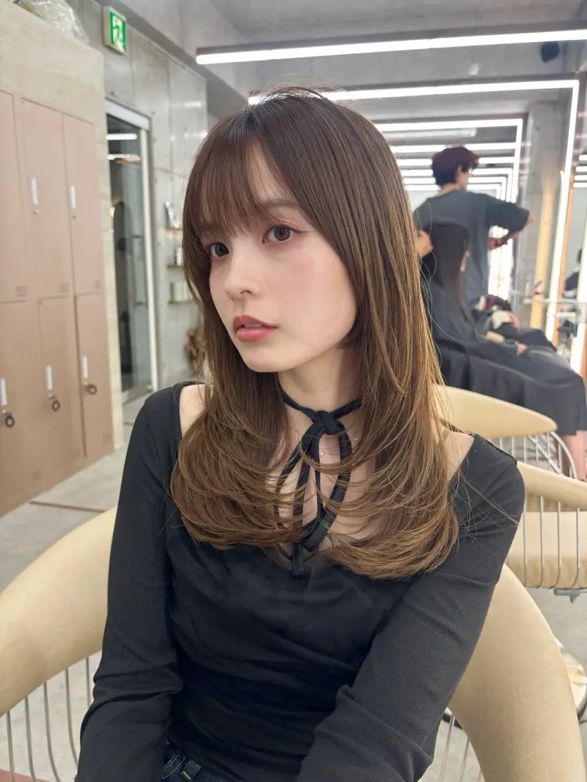 セミロング レイヤーカット Hazuki🎀 ／韓国ヘア／レイヤーのヘアスタイル