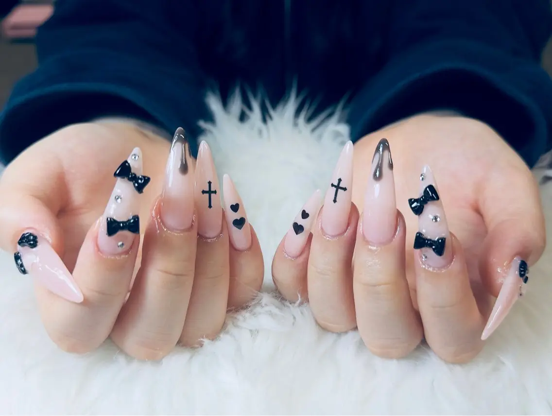 ネイル チークネイル フットネイル フレンチネイル グラデーション 韓国ネイル YUKI NAILのネイルデザイン