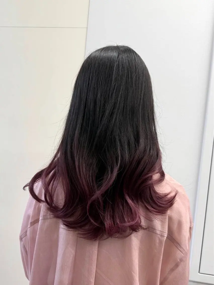 セミロング ✨透明感艶カラー YUKI✨のヘアスタイル
