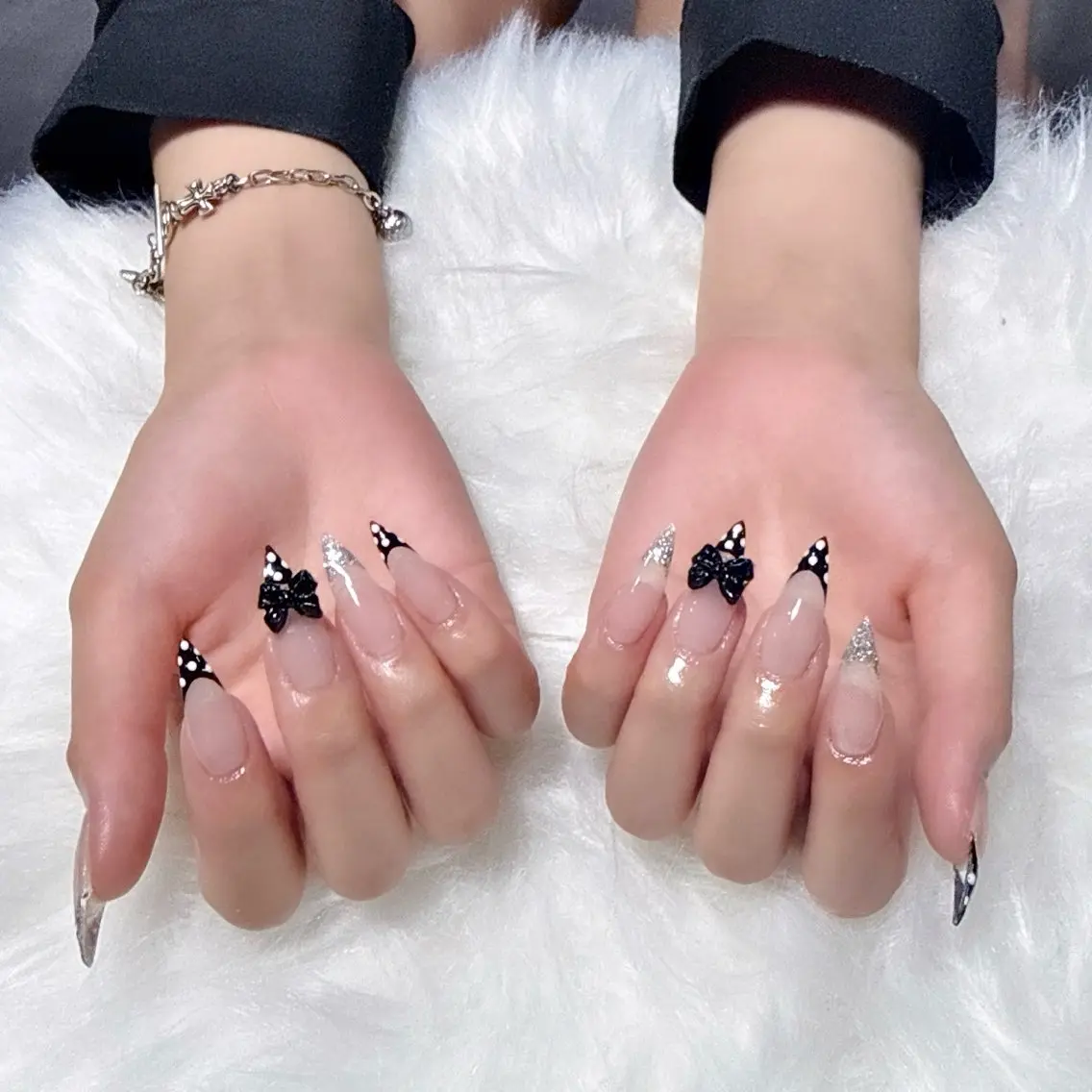 ネイル ドット フレンチネイル ハンドネイル cheri&co marinのネイルデザイン