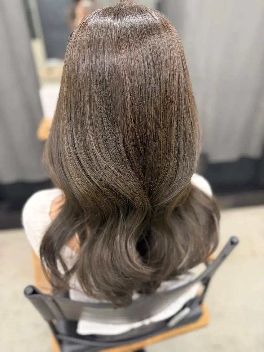 ロング 高橋 蛍瑠のヘアスタイル