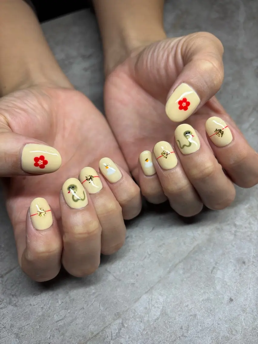 ネイル IROHA NAIL 真結子のネイルデザイン