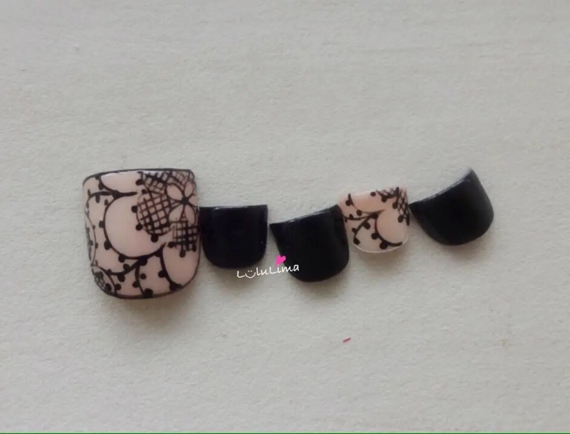 ネイル フットネイル レース Nail's LuluLimaのネイルデザイン