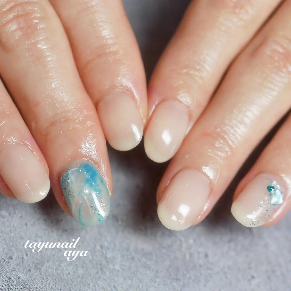 ネイル ブルー ジェルネイル キラキラネイル ラメ(グリッター) パラジェル ネイルサロン 【たゆnail】のネイルデザイン