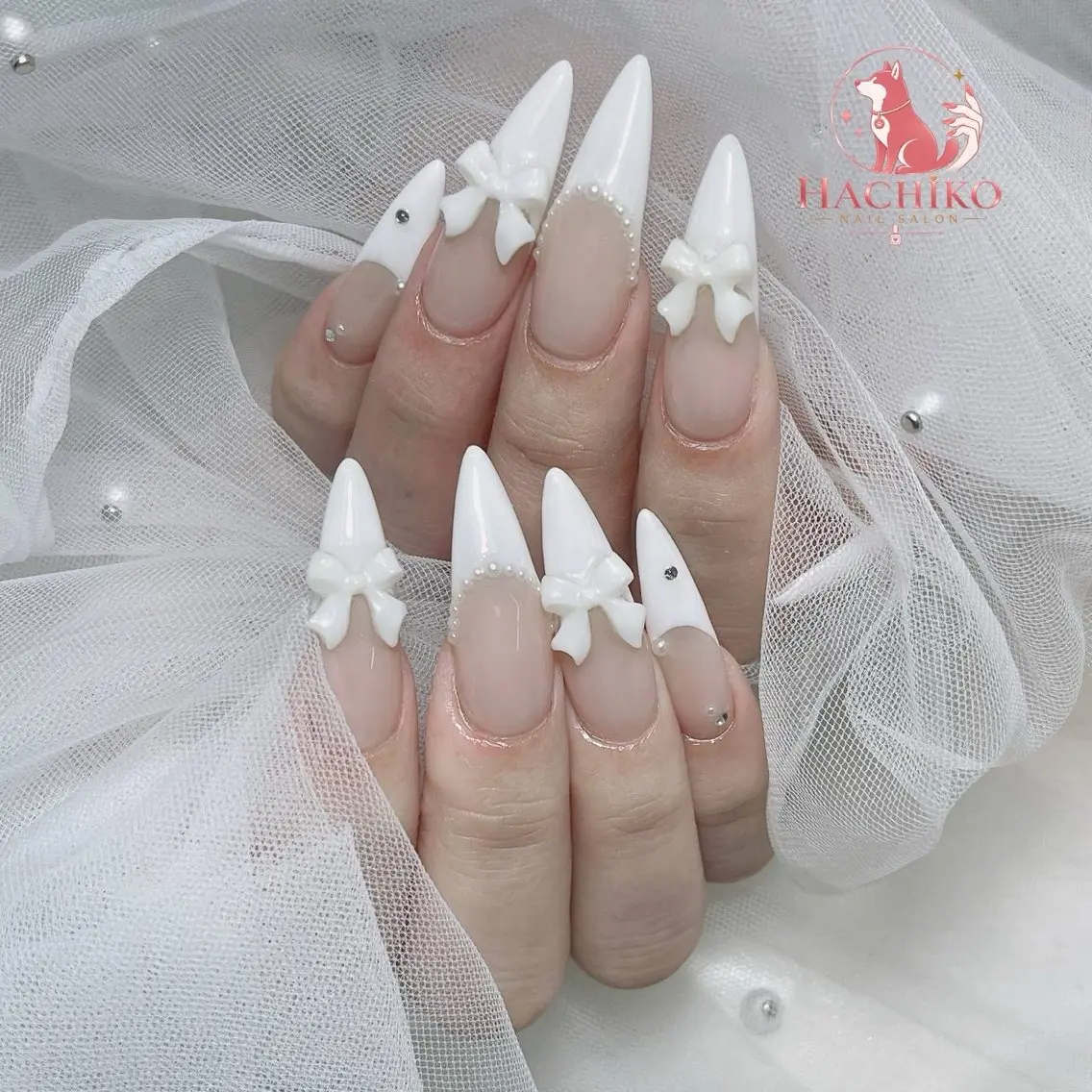 ネイル チークネイル クリアネイル ガーリー キラキラネイル 韓国ネイル ハンドネイル Hachiko Nail Salonのネイルデザイン