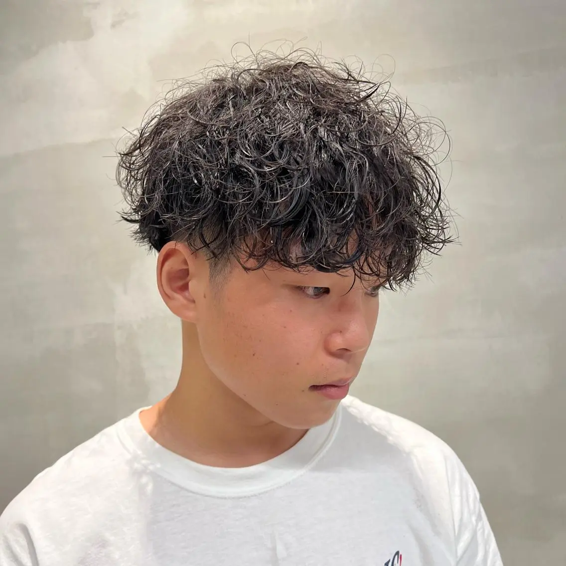 メンズ フェードカット マッシュ メンズパーマ 波巻きパーマ カット パーマ トリートメント 渥美祐耶 【メンズカット】のヘアスタイル