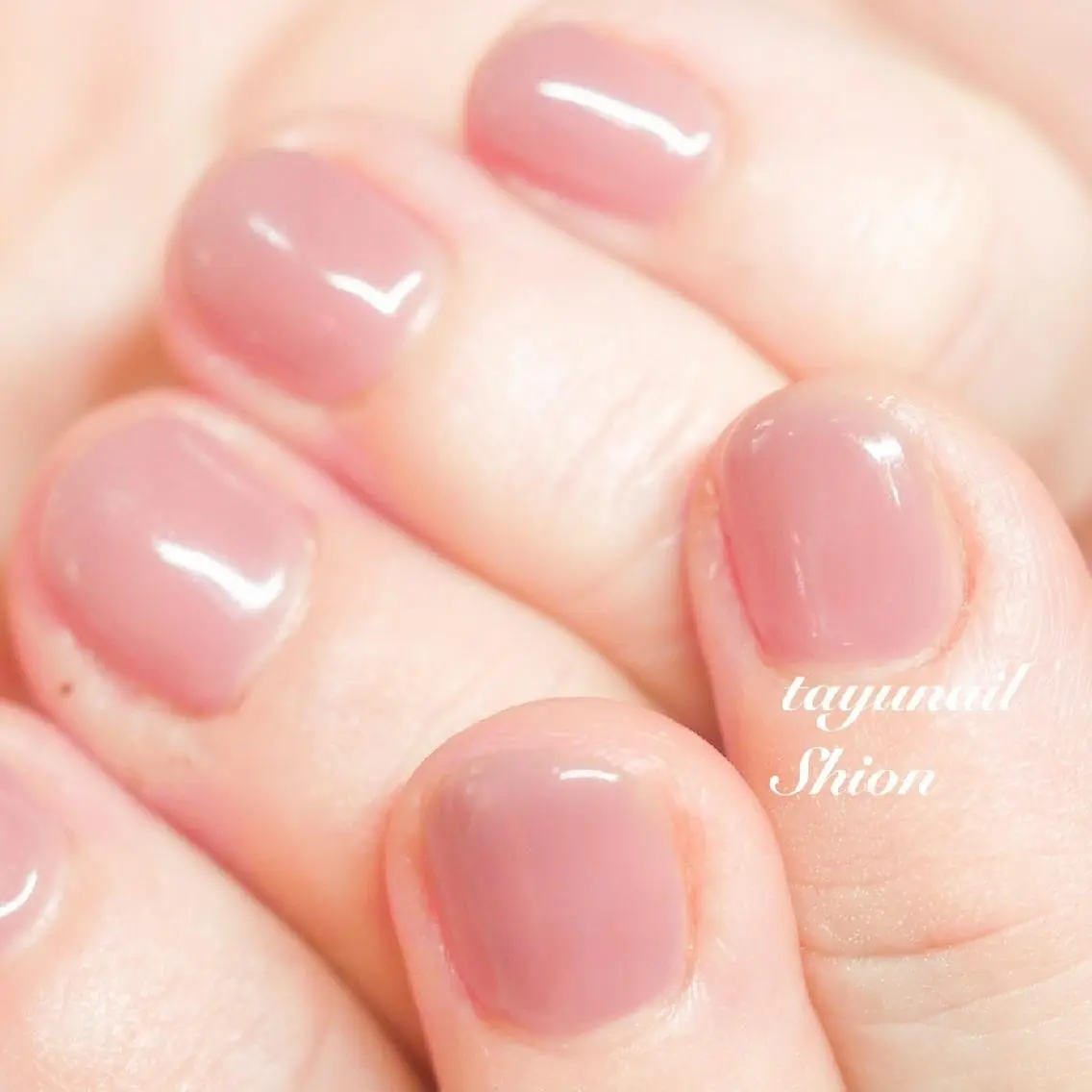 ネイル ブルー ジェルネイル オフィスネイル ワンカラーネイル パラジェル ネイルサロン 【たゆnail】のネイルデザイン