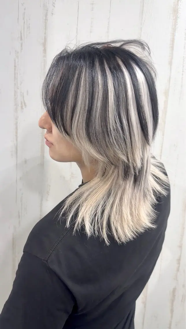 ミディアム メンズ メンズハイトーン ヘアカラー ハイトーン💫 エクステ💫maiのヘアスタイル