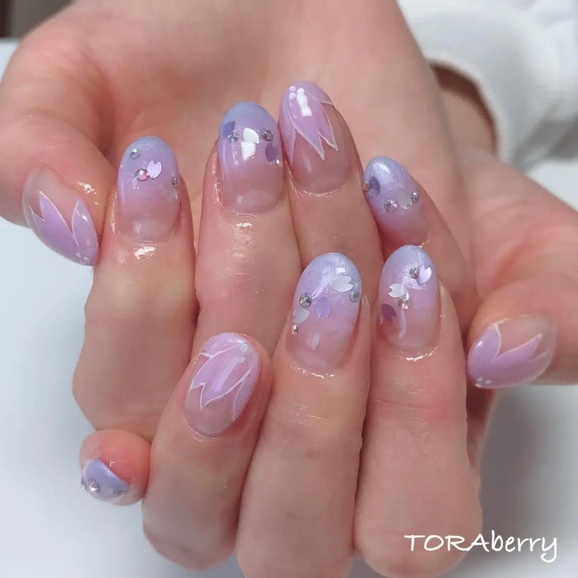 ネイル ハンドネイル ネイリスト なつみのネイルデザイン