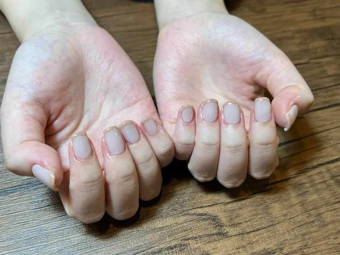 ネイル フレンチネイル ハンドネイル HENRIETTA NAILSALONのネイルデザイン