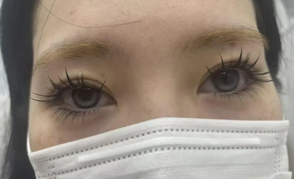 マツエク・マツパ 束感まつ毛 韓国風マツエク ナチュラル ワンホンマツエク ╹◡╹MimoEye lash🌻Nailのマツエク・マツパデザイン