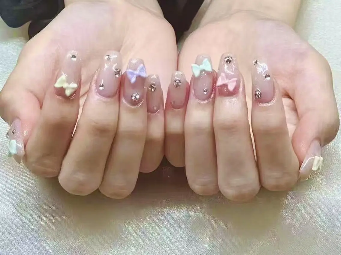 ネイル 持ち込み More Glam Meiのネイルデザイン
