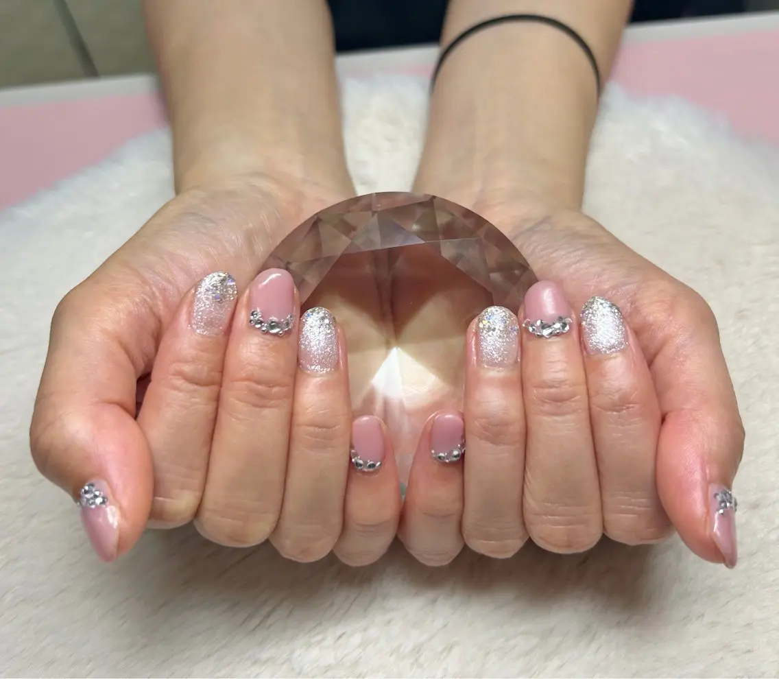 ネイル Y's TONEのネイルデザイン