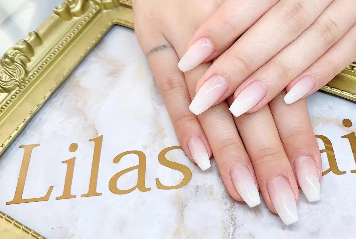 ネイル ジェルネイル グラデーション ハードジェル ロングネイル ニュアンスネイル Lilas Nailのネイルデザイン