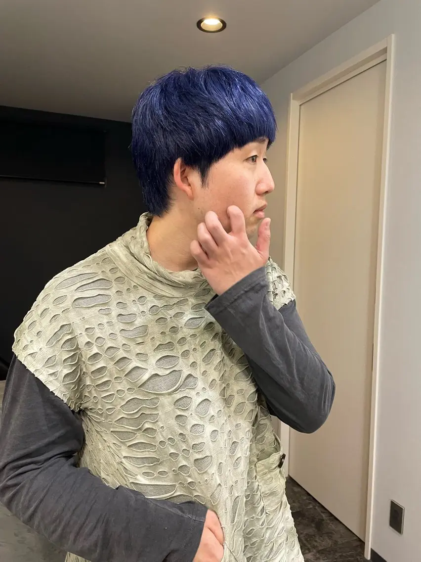 ショート カラー メンズ メンズブリーチ ブリーチ ラベンダーカラー ネイビーカラー シルバー men'scut募集 /艶カラー/上杉健太のヘアスタイル