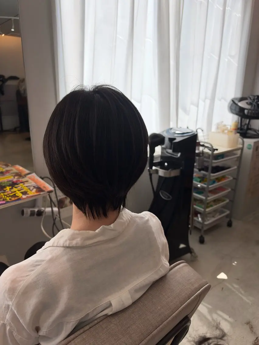 ショート 真鍋 月音のヘアスタイル