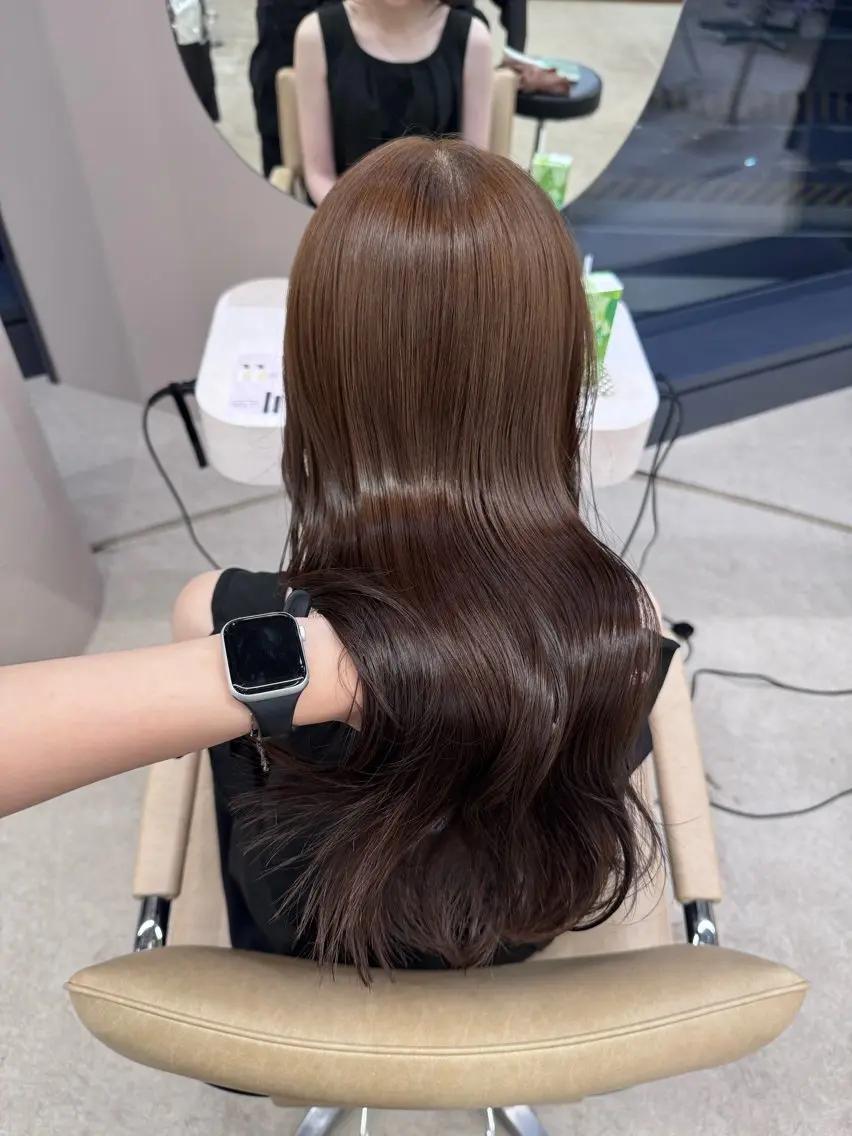 ロング カラー ブリーチ 透明感カラー ダブルカラー グレージュ ブリーチなしカラー カット ヘアカラー トリートメント 縮毛矯正/暖色カラー ピンクベージュのヘアスタイル