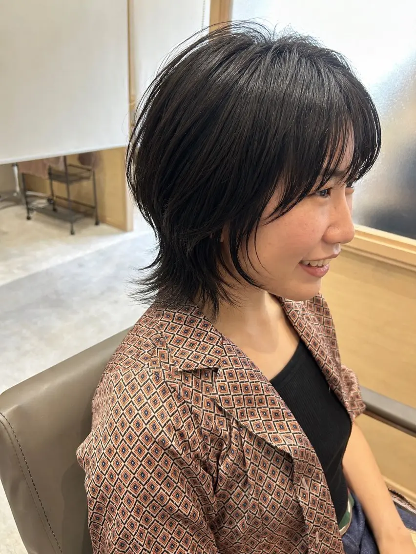 セミロング カラー レイヤーカット ウルフカット カット トリートメント ヘッドスパ 久木原 ゆりのヘアスタイル