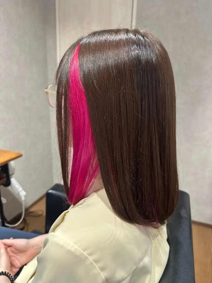 ミディアム ヘアカラー ✂️秋葉原 🤍YURI🤍のヘアスタイル