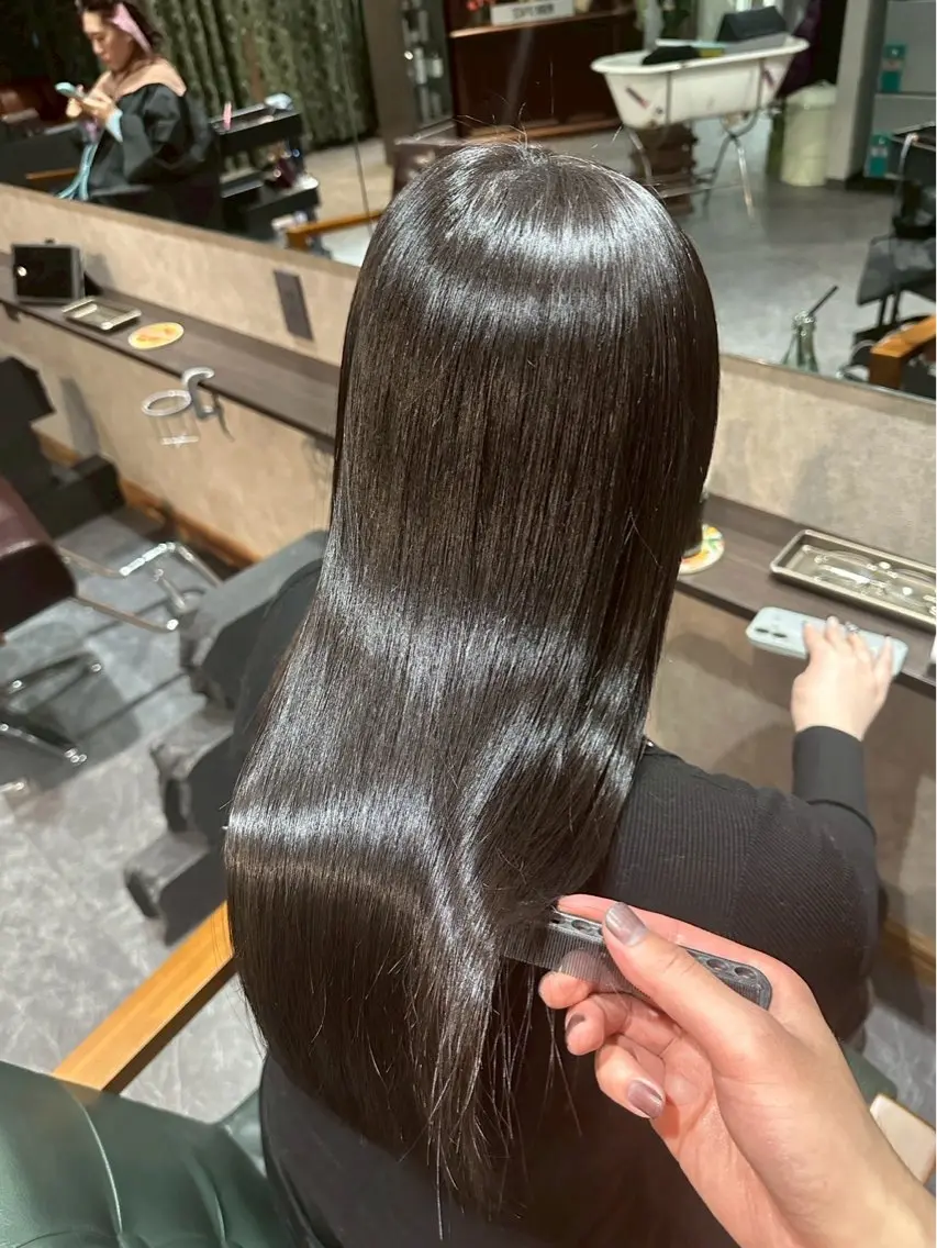 ロング 顔周りカット ハイライト 髪質改善 レイヤーカット 縮毛矯正 トリートメント レイヤーブリーチ特化 ホワイト専門/岸のヘアスタイル