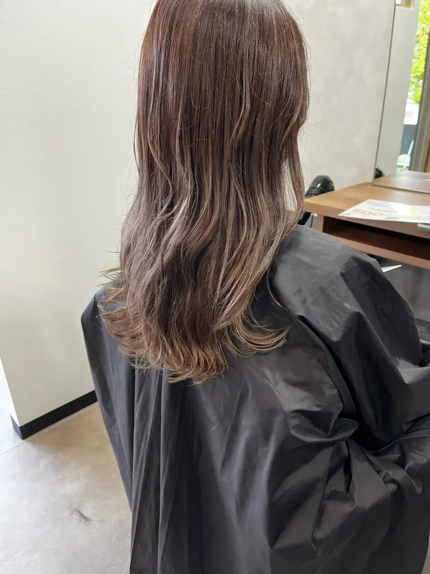 セミロング アッシュ 武内 凌レイヤーカット🐺のヘアスタイル