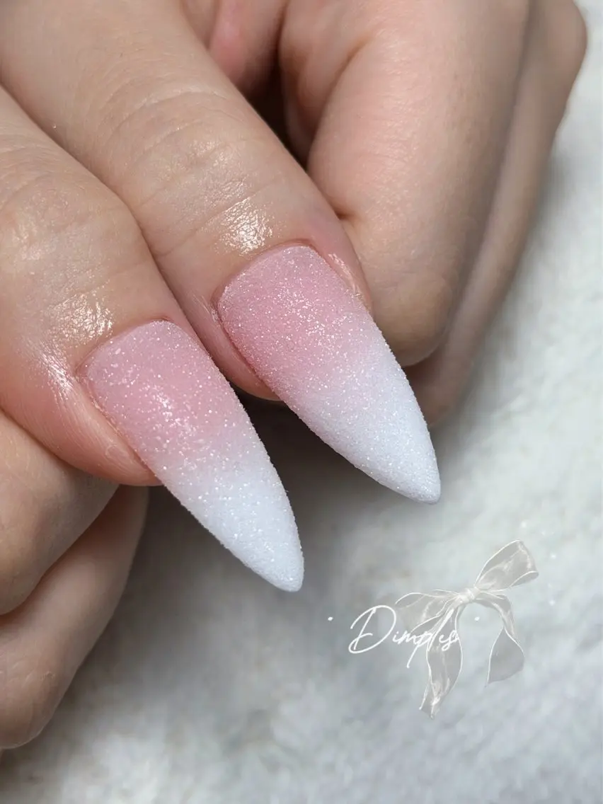 ネイル dimples yuki🎀 ꒷꒦♡のネイルデザイン
