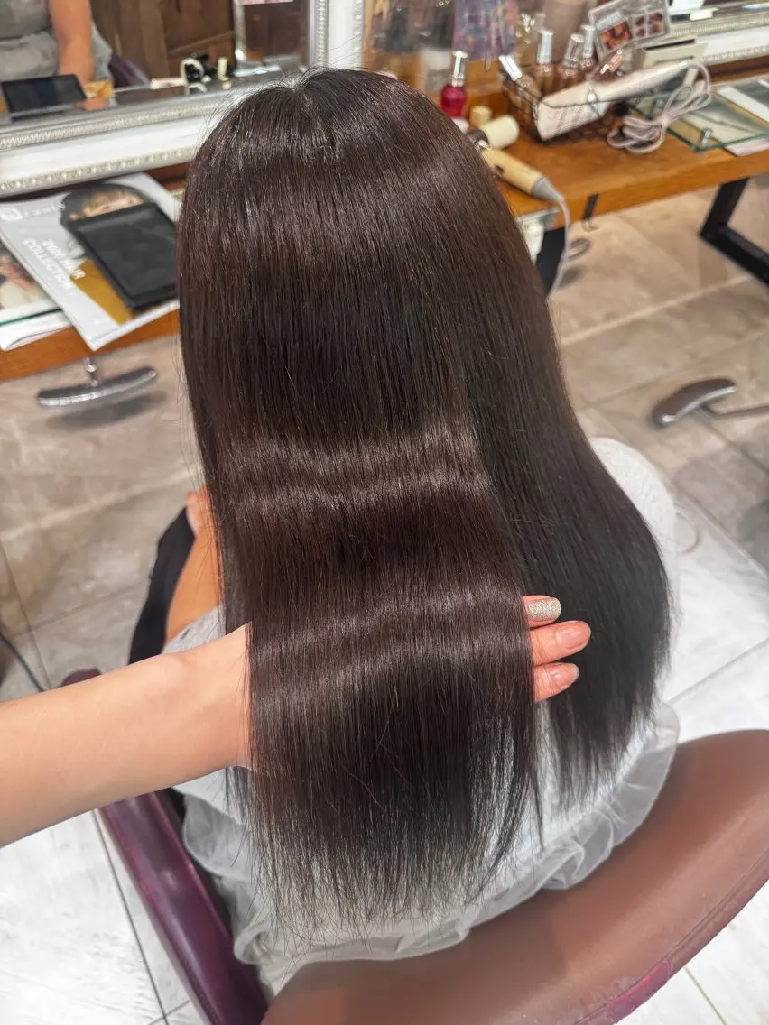 カラー 三留 愛未のヘアスタイル