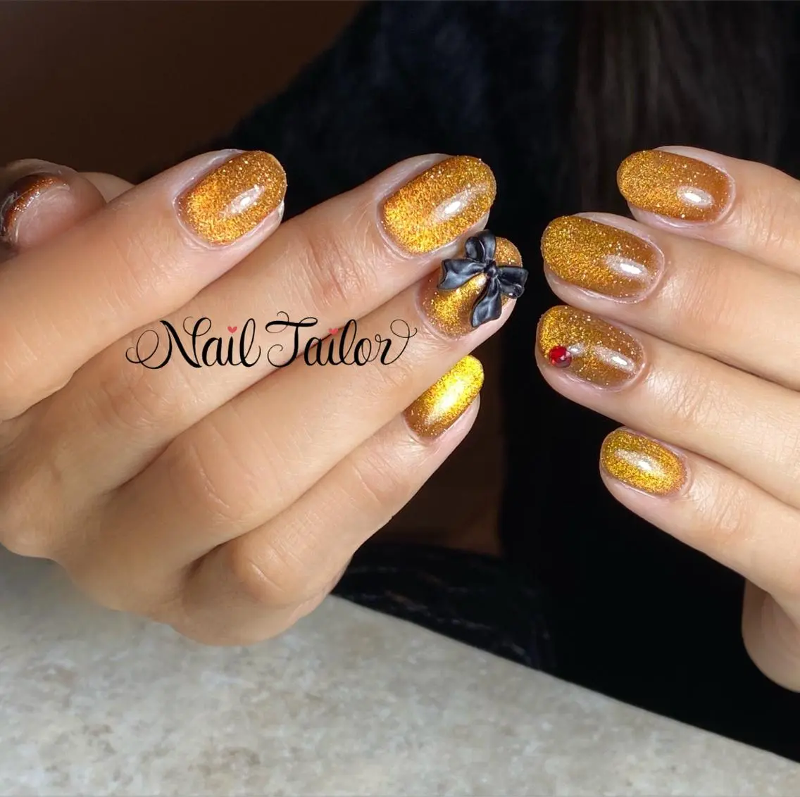 ネイル フラッシュネイル フラッシュマグ ゴールド マグネットネイル リボン NailTailor ネイルテイラーのネイルデザイン