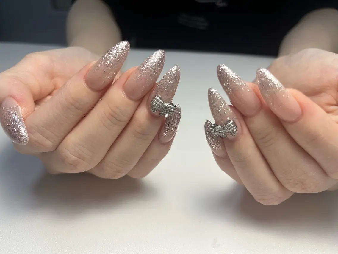 ネイル マグネットネイル 持ち込み ワンホンネイル ハンドネイル 心斎橋Mione nail salonのネイルデザイン