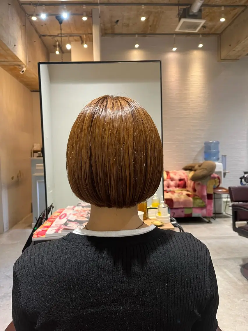 ショート カット ヘアカラー 🎀♥️推しカラー tomoka💜🍭のヘアスタイル