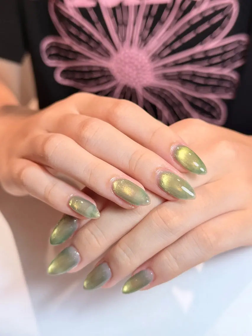 ネイル アートネイル チークネイル フレンチネイル グラデーション キラキラネイル ハンドネイル Risa_ Nailのネイルデザイン