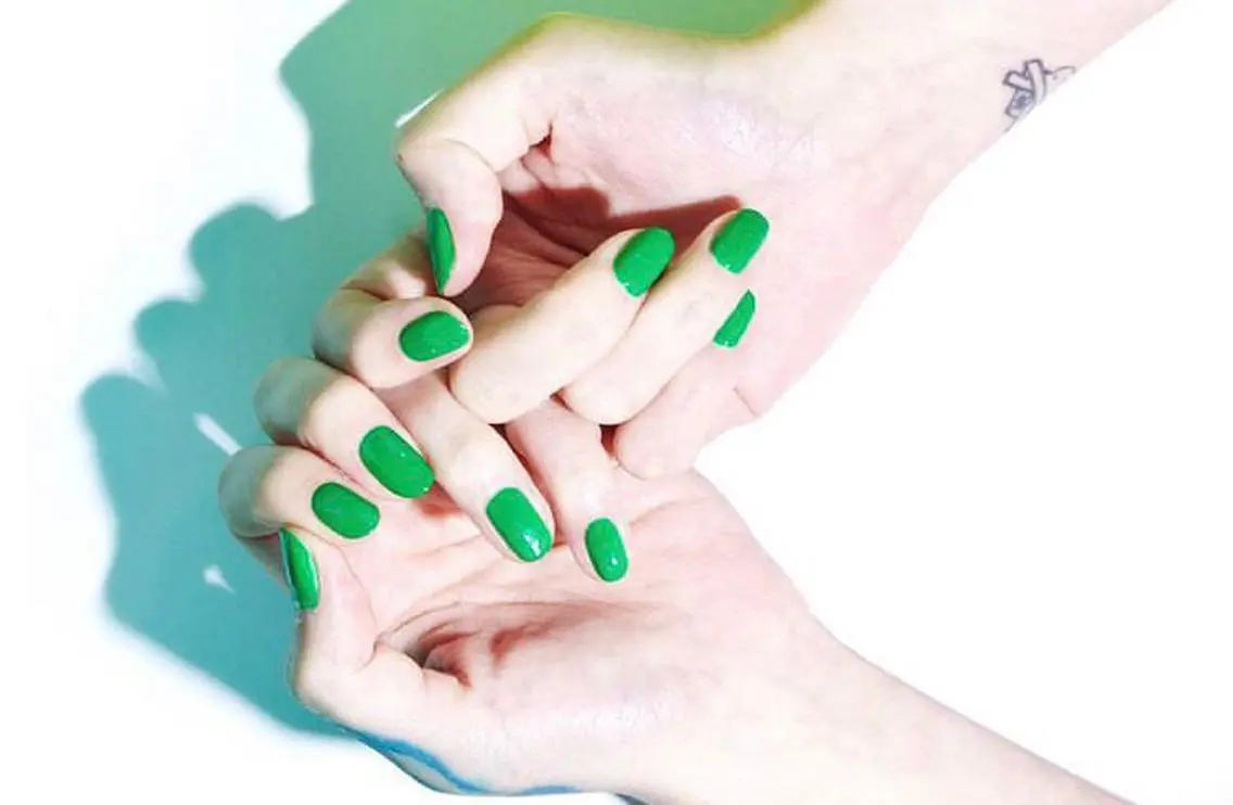 【HAND】ワンカラー/グラデーションの写真