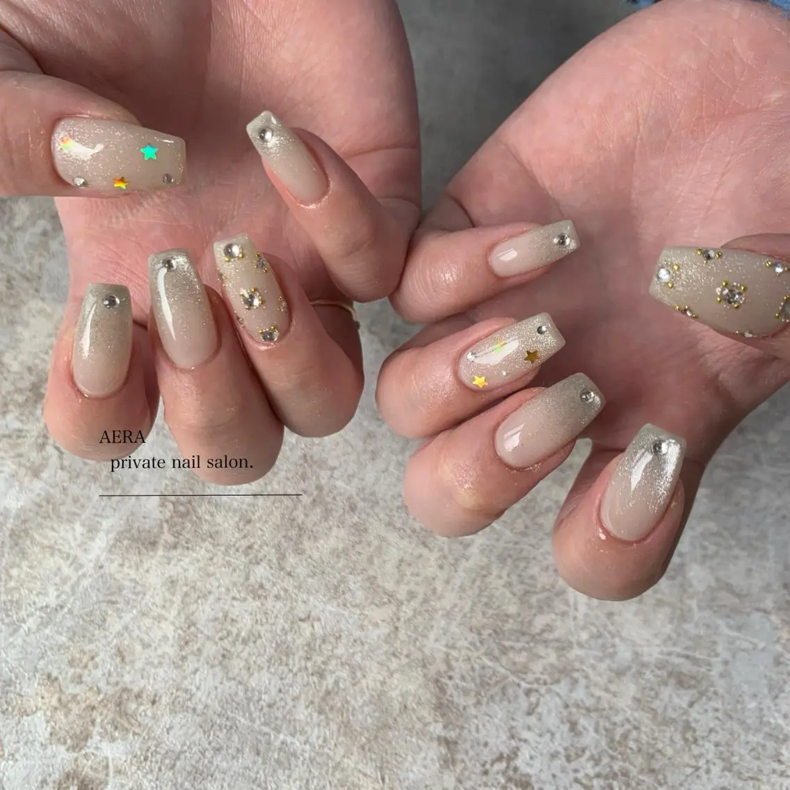 ネイル AERA nail shino🐱⸝꙳のネイルデザイン