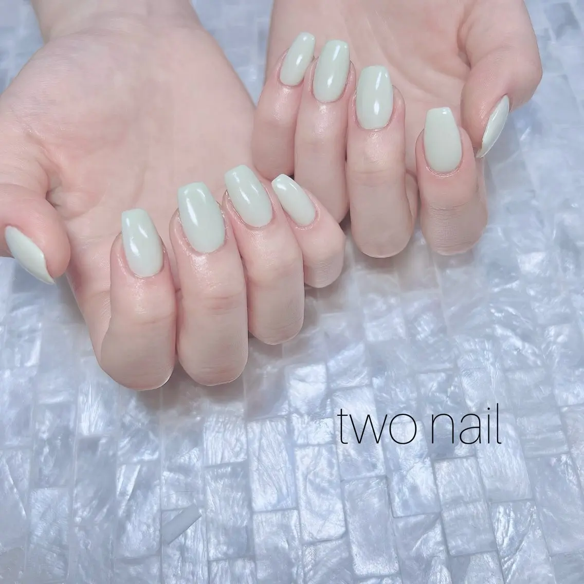 ネイル ネイルチップ ホワイト ハンドネイル two nailのネイルデザイン