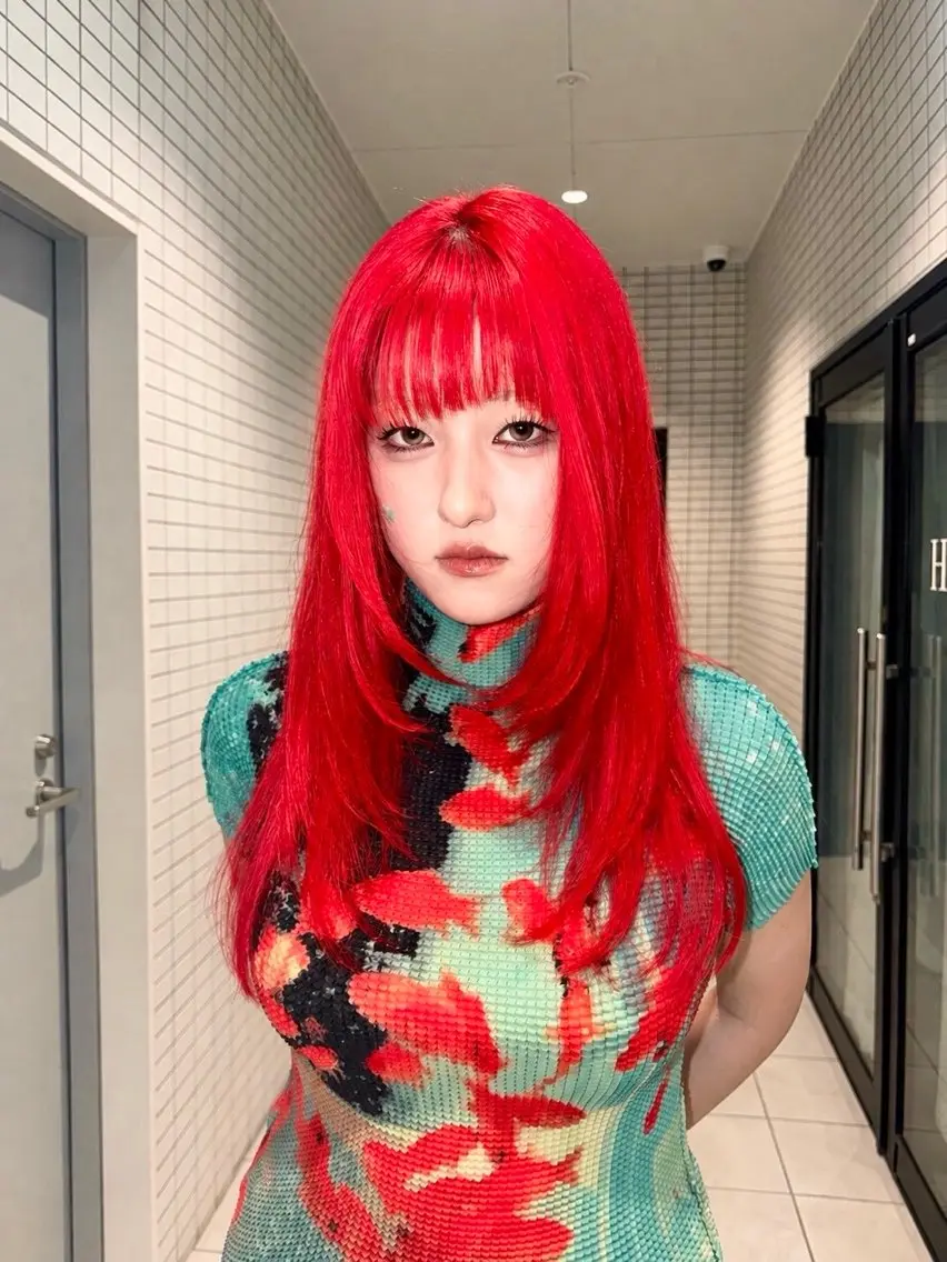 ロング カラー ヘアカラー 🌈デザインカラー ウルフカット りょうのヘアスタイル