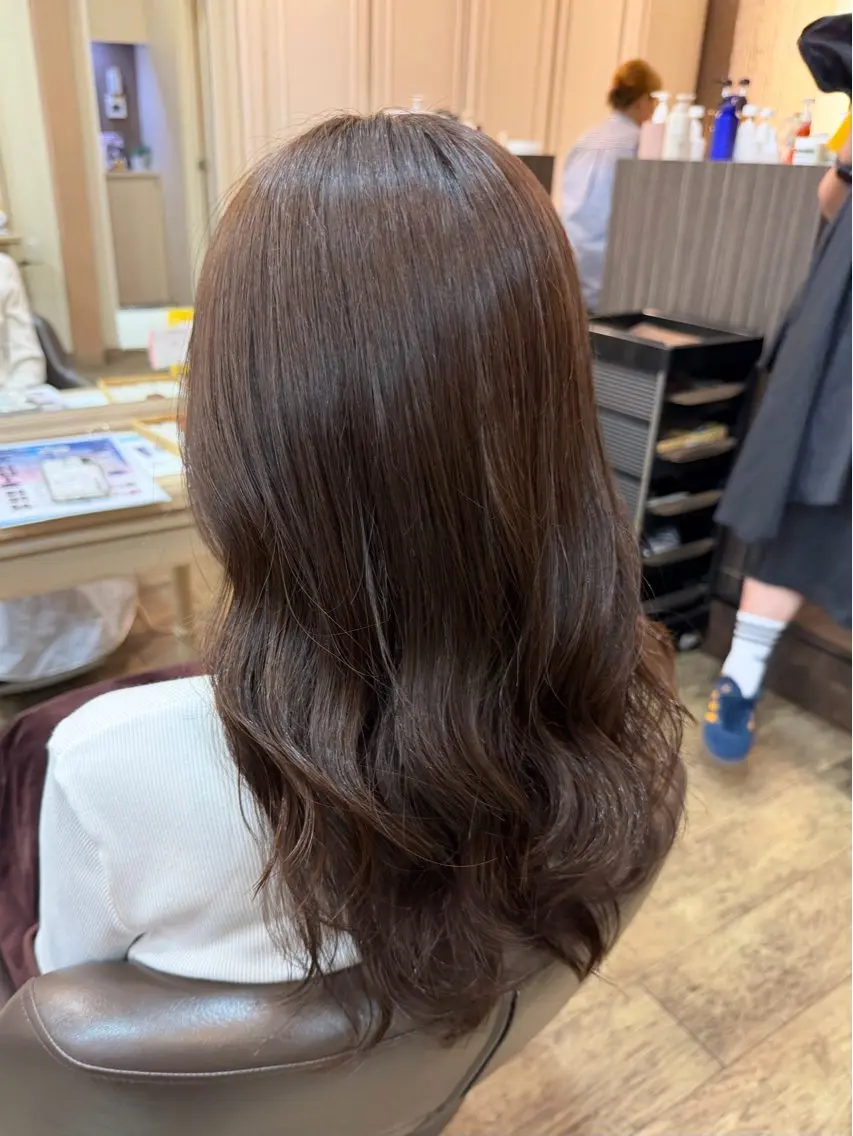 ロング カット ヘアカラー 杉田 花乃のヘアスタイル