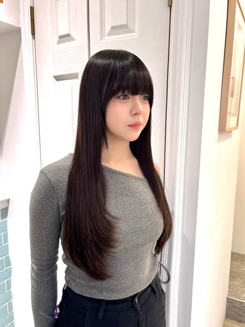 ロング 髪質改善/縮毛矯正/ レイヤーカットななこのヘアスタイル