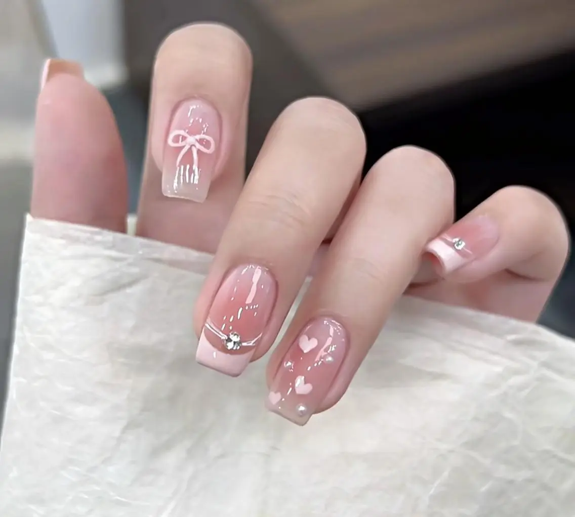 ネイル ハンドネイル 🎀 KiKi_nailのネイルデザイン