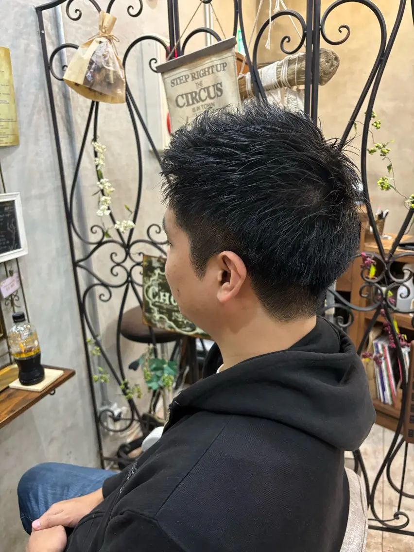 ショート ショートヘア メンズ/ヘアセット/ 顔周りレイヤー/💶のヘアスタイル