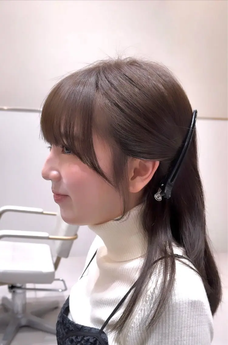 セミロング レイヤーカット/透明 感カラー🐬永井瑠栞のヘアスタイル