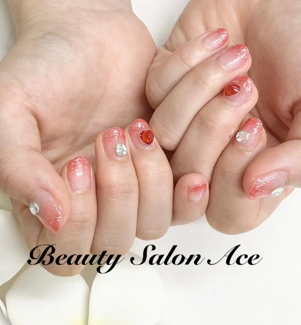 ネイル アートネイル ジェルネイル グラデーション ラメ(グリッター) ラメグラデーション ハンドネイル ハンドケア 池袋フィルイン Ace♡Nailのネイルデザイン