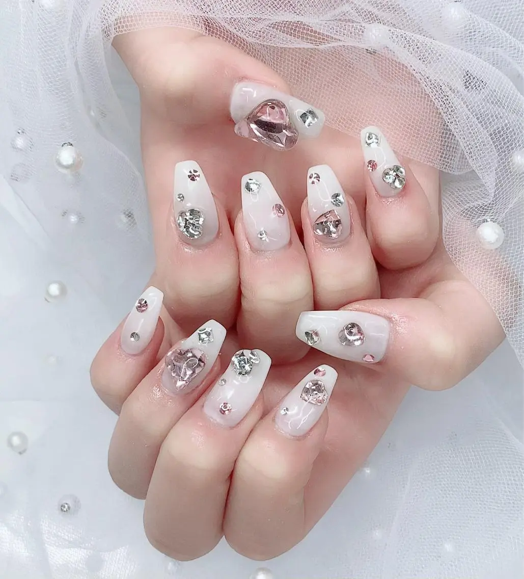 ネイル ハート ハンドネイル R salonのネイルデザイン