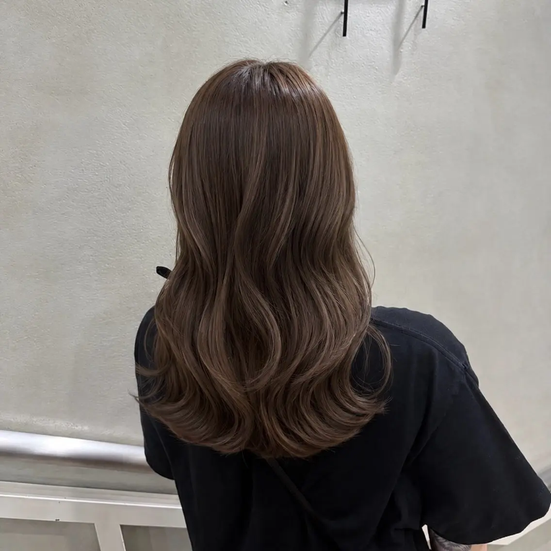 セミロング 韓国風ヘア レイヤーカット カット ヘアカラー 髪質改善カラー/ モトタニの眉毛・アイブロウイメージ