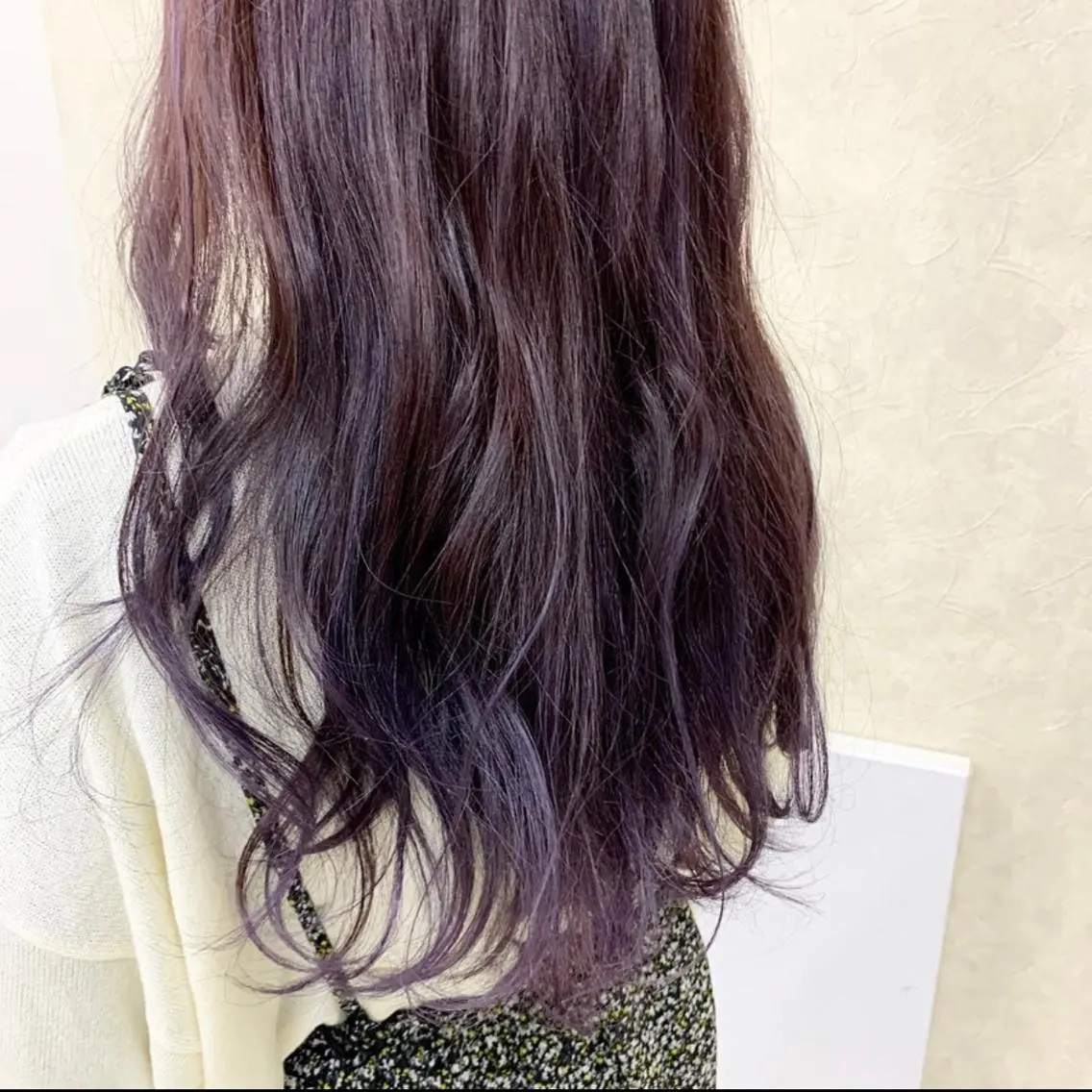 ロング カラー ヘアアレンジ デザインカラー グラデーションカラー パープルカラー 眉毛ワックス konomiの眉毛・アイブロウイメージ