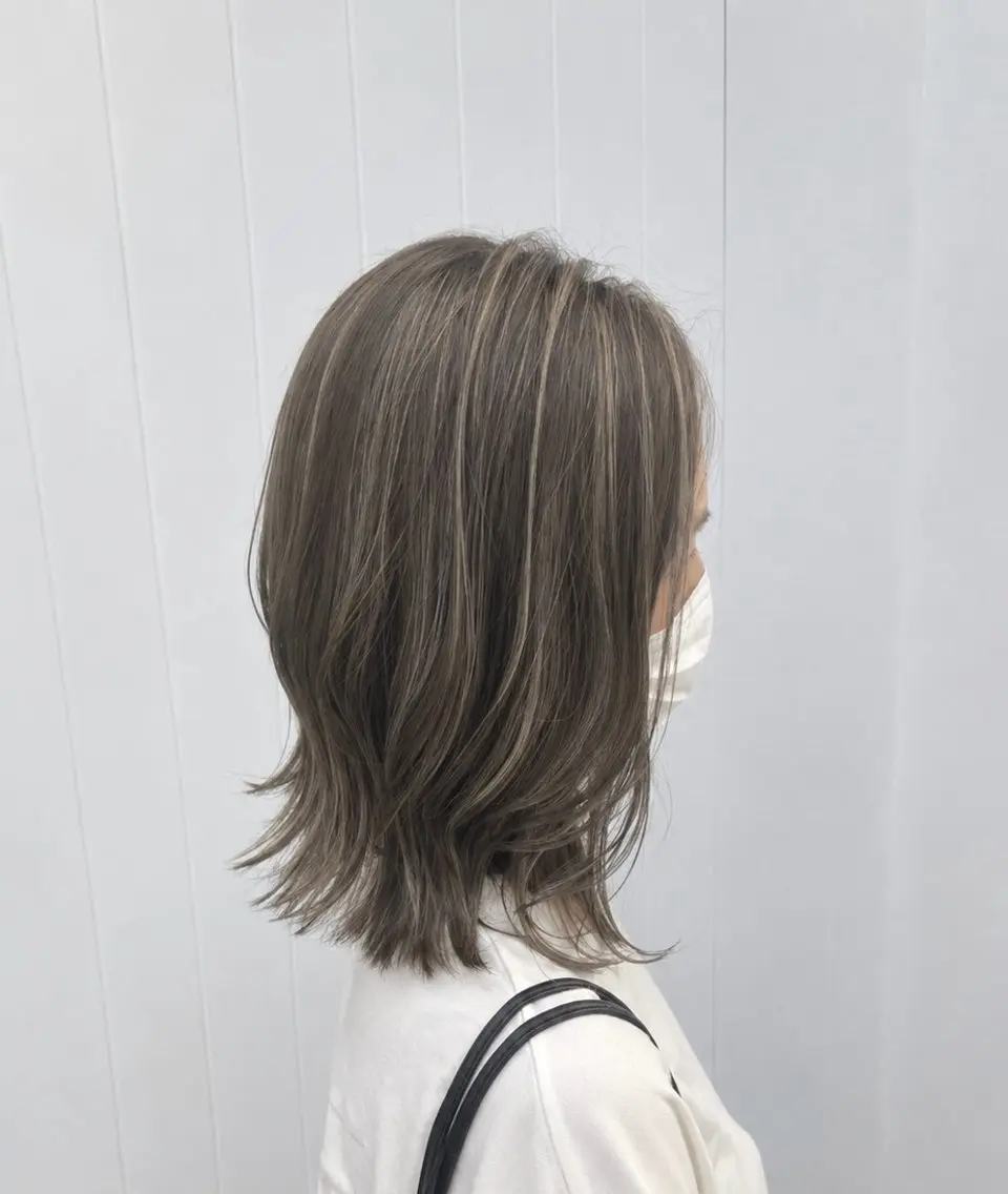 ミディアム カラー 透明感カラー ハイライトカラー ハイライト ヘアカラー resort 嵯峨店 永井のヘアスタイル