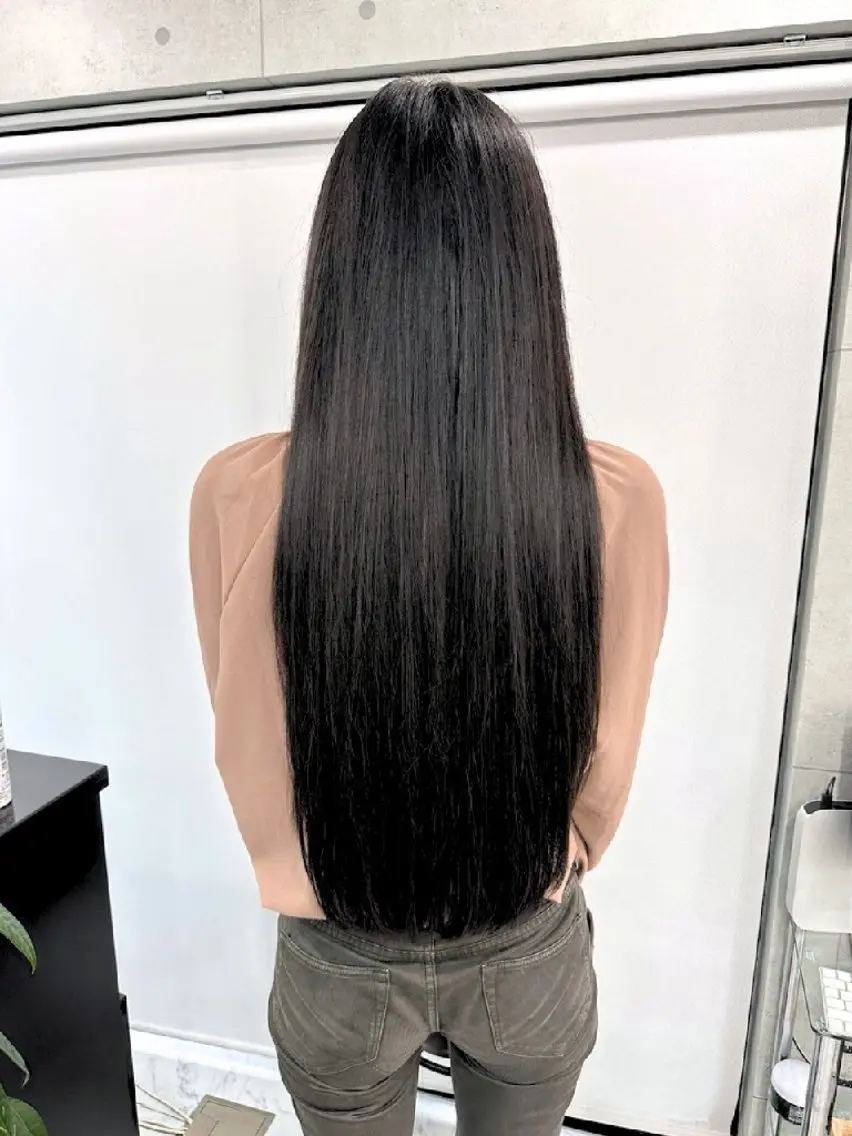 ロング ❇️安達 優心❇️ レイヤー/艶髪特化のヘアスタイル