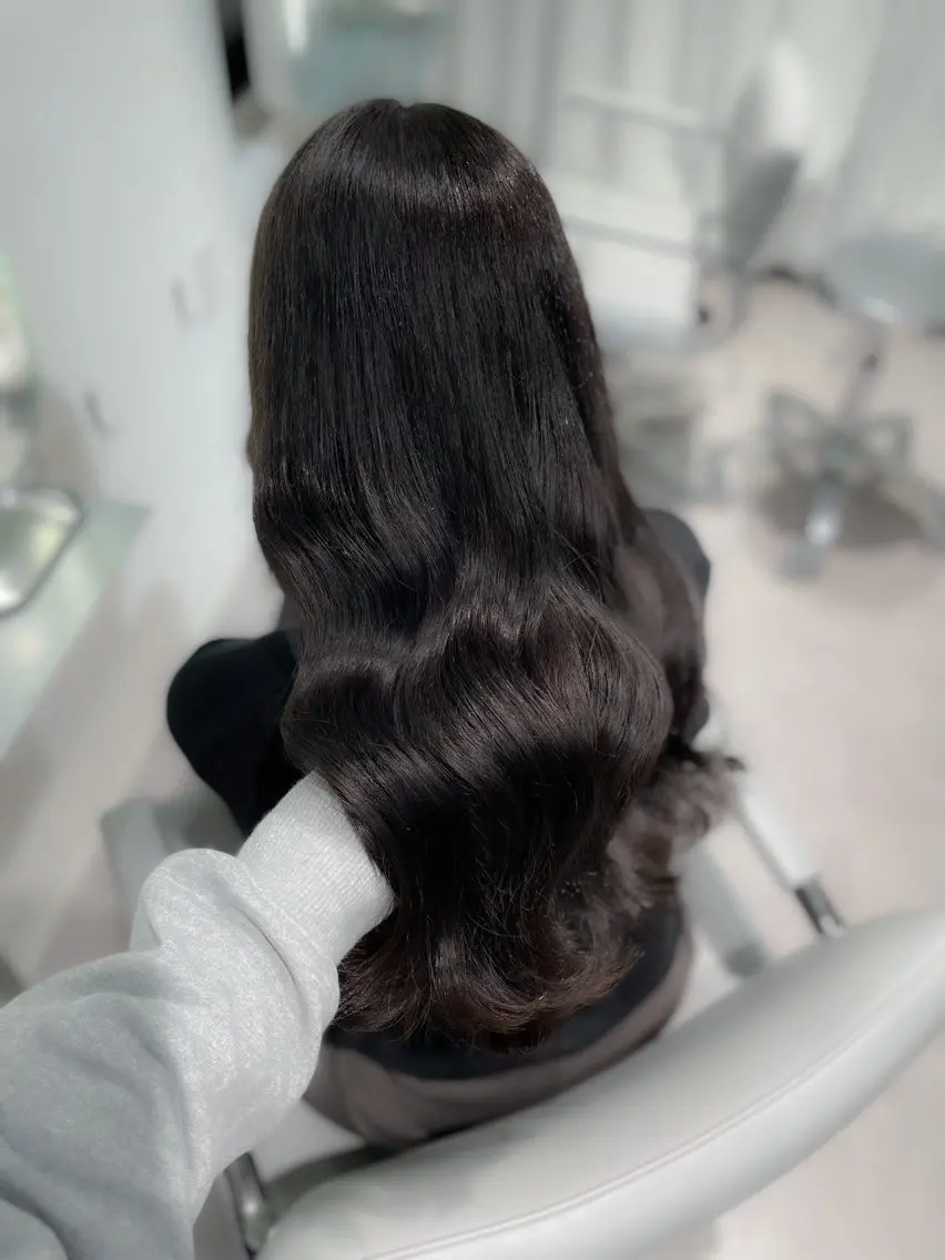 セミロング カット ヘアカラー トリートメント 透明感巻ける縮毛矯正 可愛いStyle杏琉のヘアスタイル