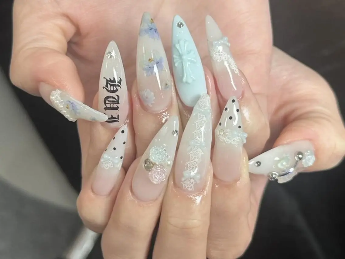 ネイル 長さ出し グラデーション 卒業式 キラキラネイル マグネットネイル YUNA Belle Nail 池袋のネイルデザイン