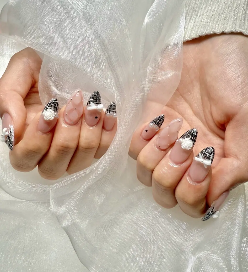 ネイル フレンチネイル ツイードネイル ハンドネイル CHARME 🤎〔RINA〕のネイルデザイン
